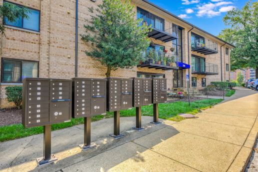 Acclaim At Alexandria mailboxes